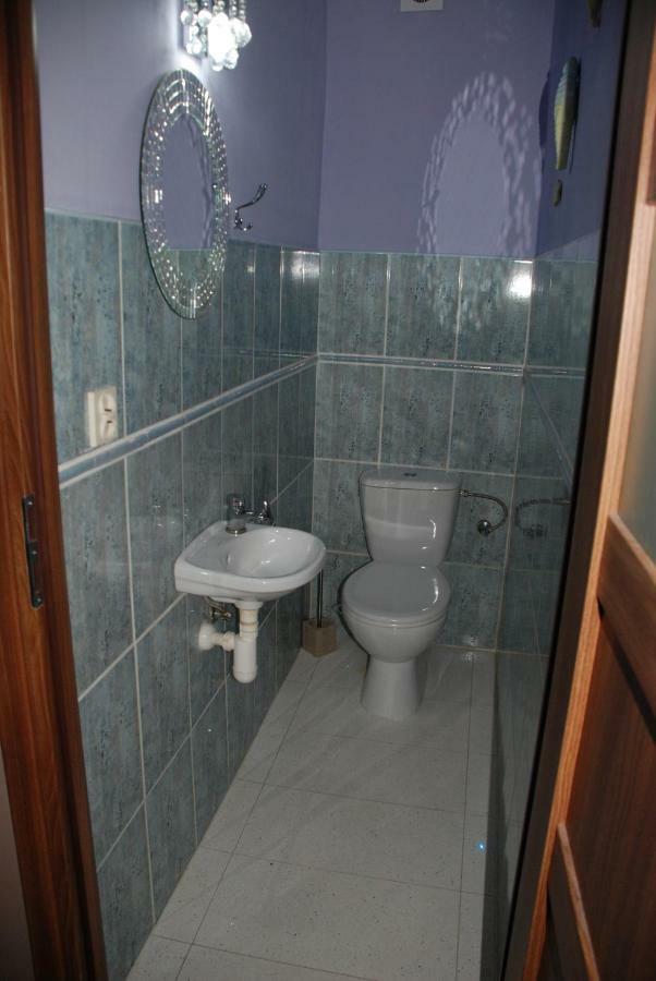 Dom Chotomów Apartamento Exterior foto